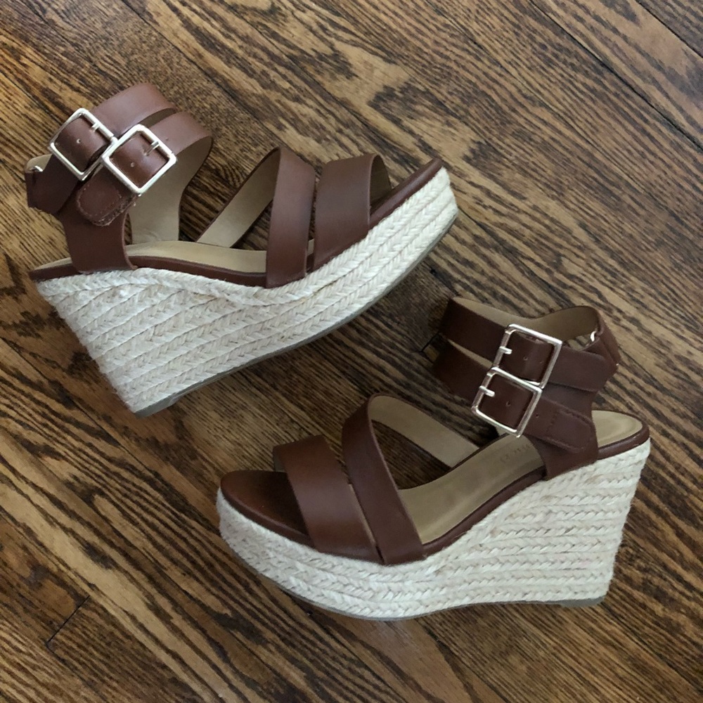 Tan wedges